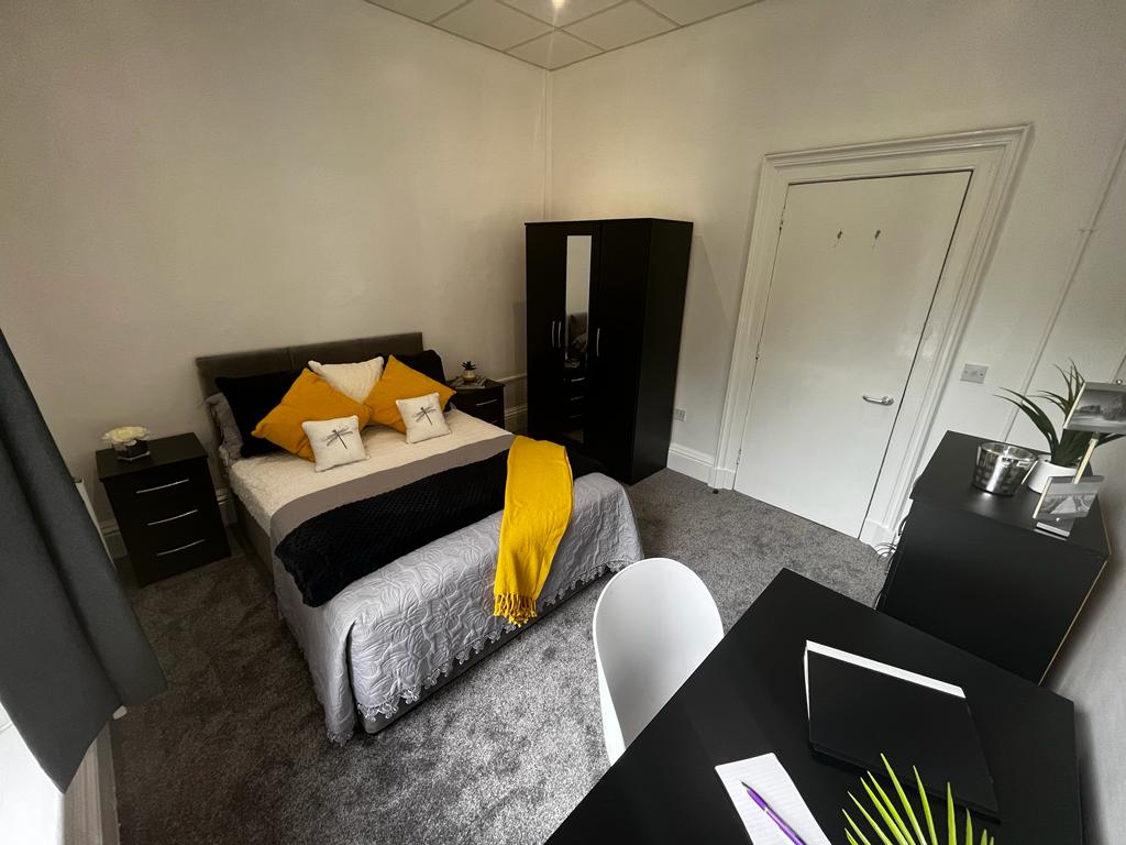 2 bedroom house for rent Ridgeway House, Grosvenor Road, Leeds, LS6 2DZ