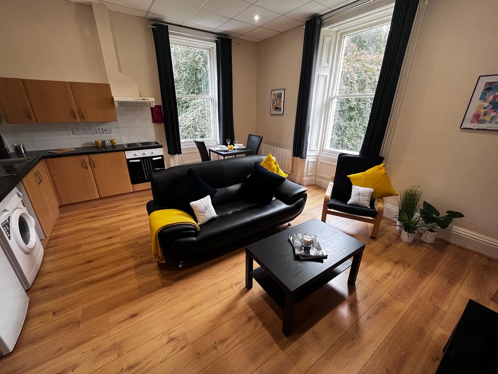 2 bedroom house for rent Ridgeway House, Grosvenor Road, Leeds, LS6 2DZ