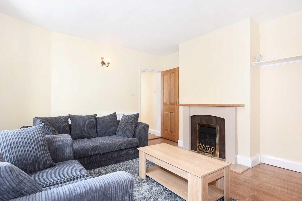 2 bedroom apartment for rent Denzil Road, Surrey, GU2 7NQ UniHomes