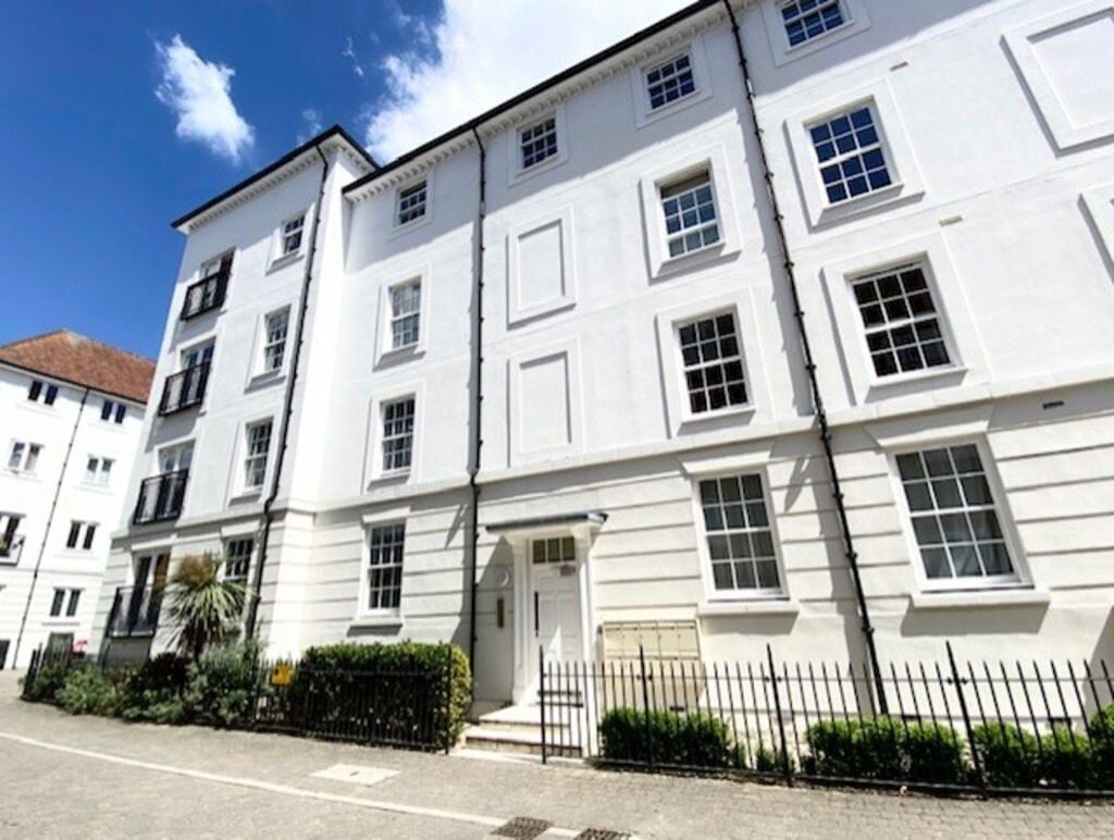 3 bedroom apartment for rent Old Watling Street, Canterbury, CT1 2DX