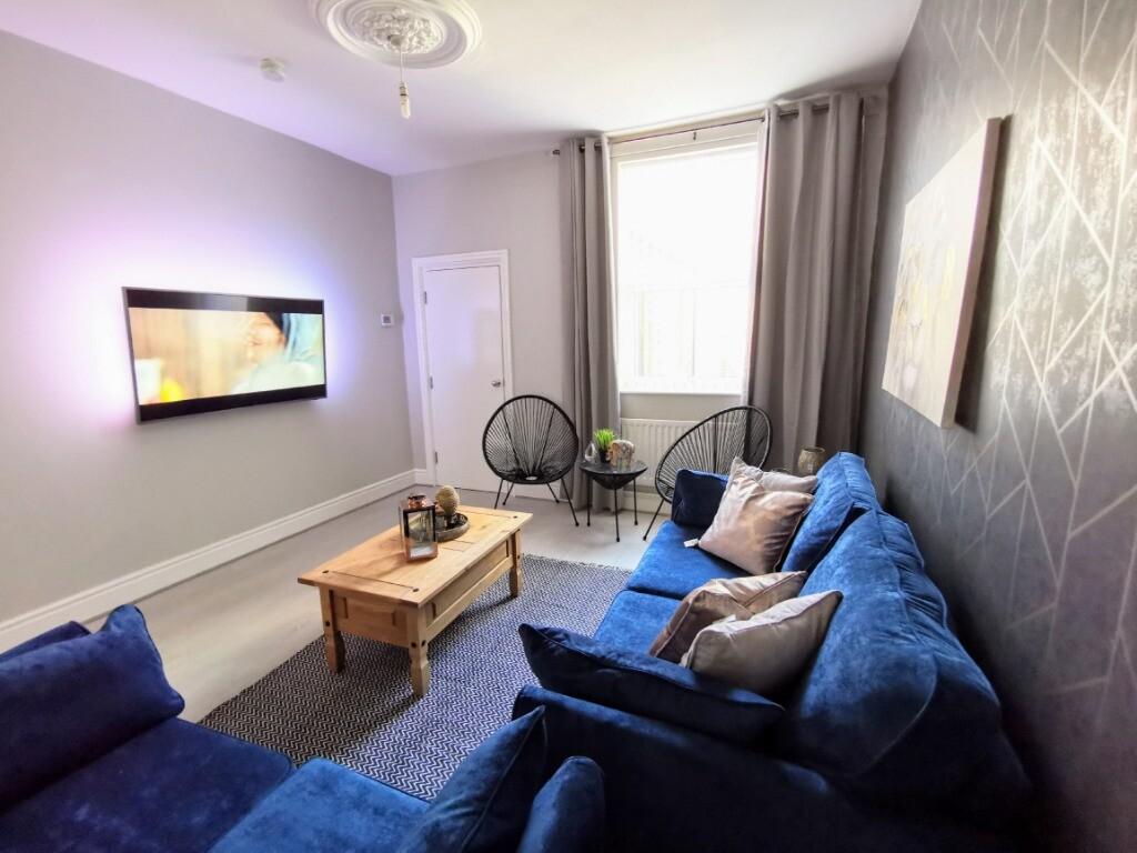 4 bedroom house for rent Leek Road, StokeonTrent, ST4 2BW UniHomes