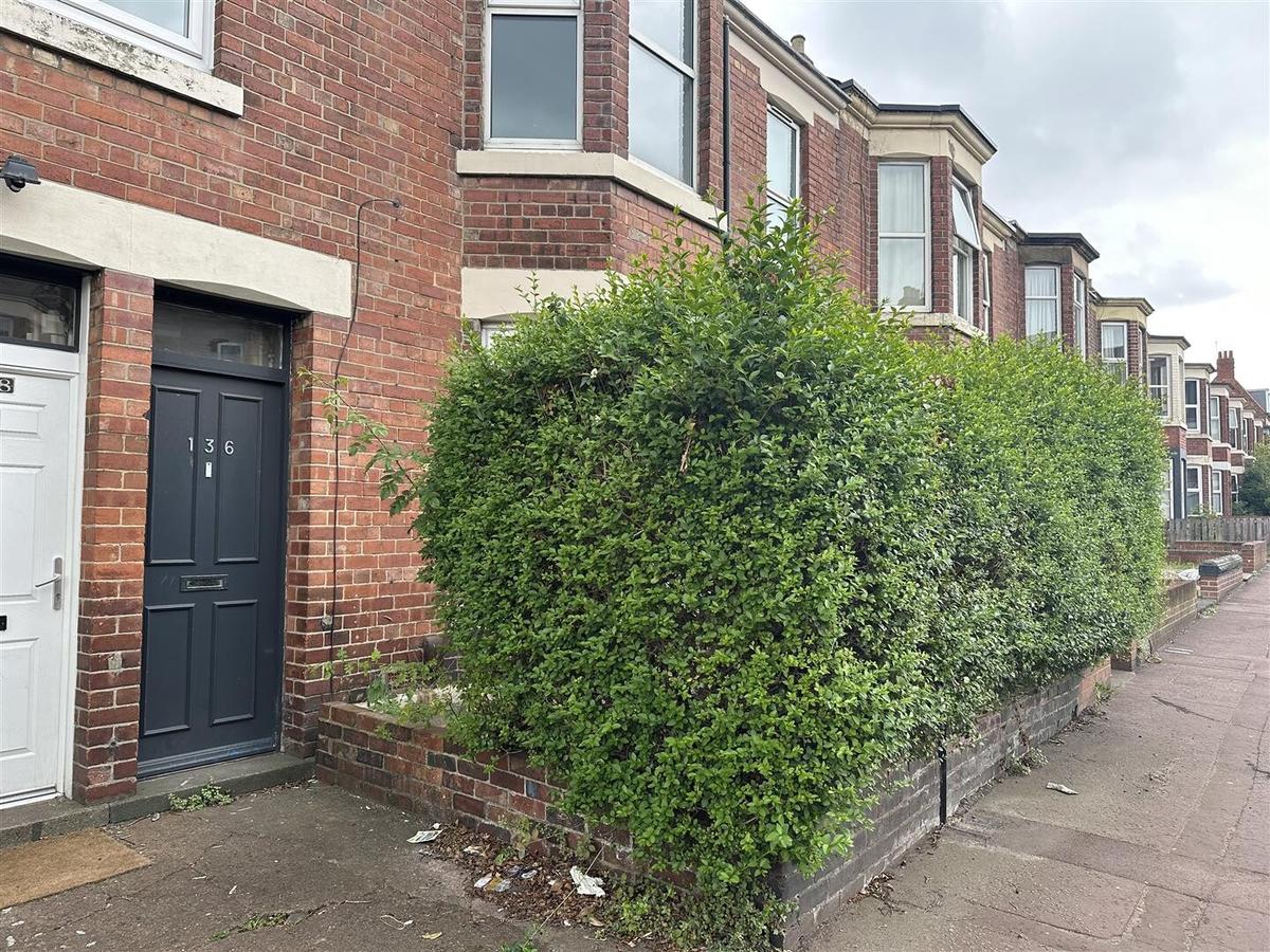 3 bedroom house on Simonside Terrace, Heaton, Newcastle