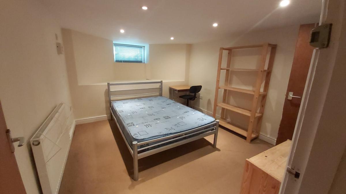 6 bedroom house for rent Melbourn Road, Sheffield, S10 1NR UniHomes