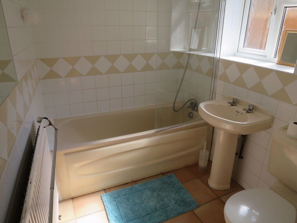 6 bedroom house for rent Cowley Road, Oxford, OX4 1XA UniHomes