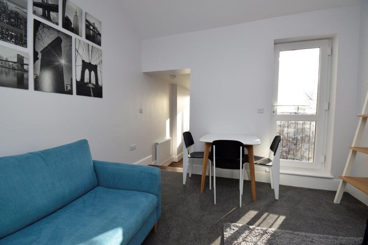 3 bedroom apartment for rent Lees Hill Street, Nottingham, NG2 4JT