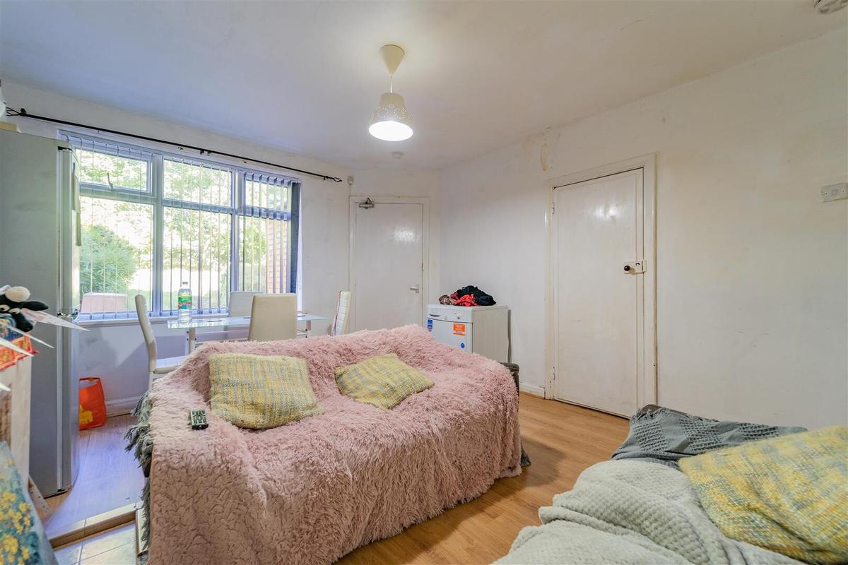 4 bedroom house for rent Quinton Road Birmingham, B17 0PP UniHomes