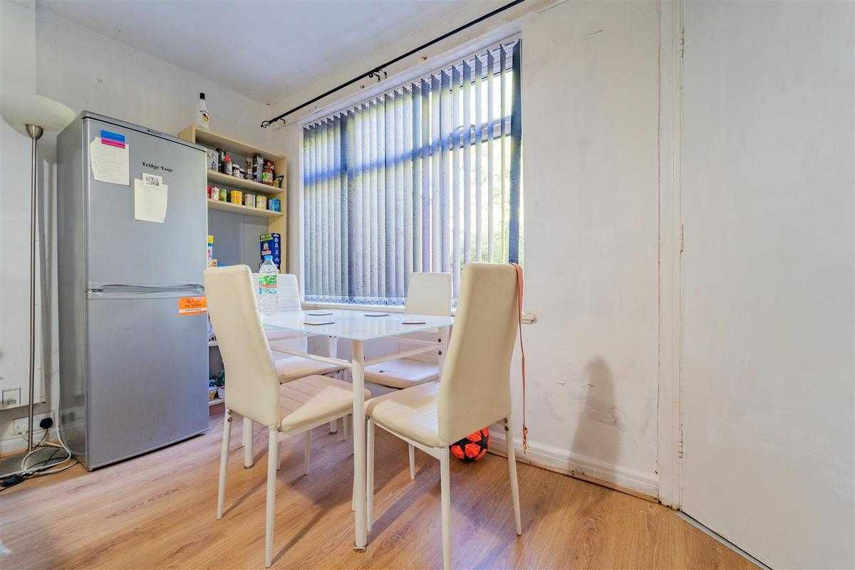 4 bedroom house for rent Quinton Road Birmingham, B17 0PP UniHomes