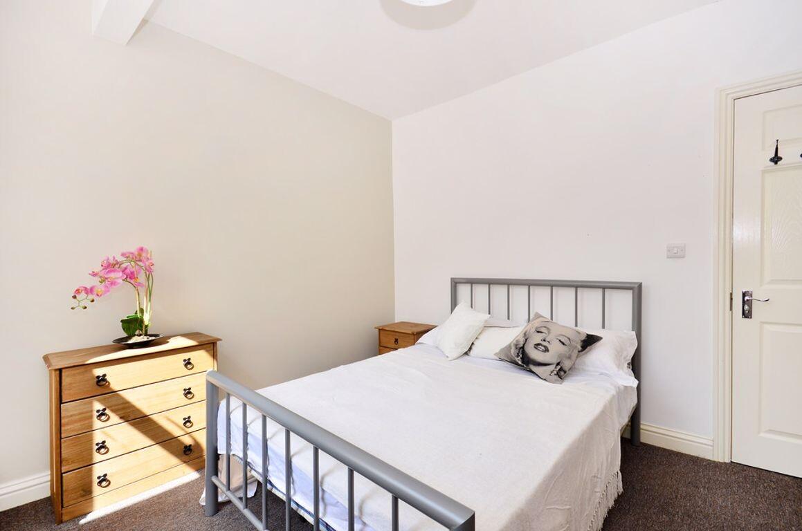 6 bedroom house for rent Westbrook Bank, Sheffield, S11 8YJ UniHomes