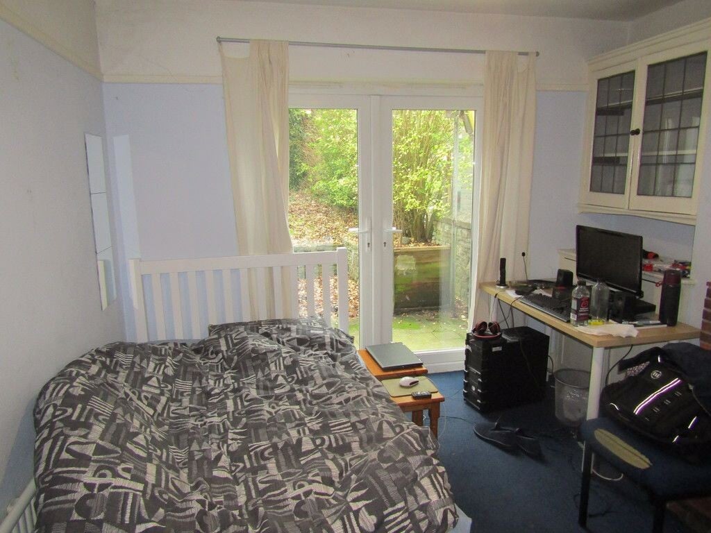 4 bedroom house for rent Roselands Gardens, Southampton, SO17 1QG