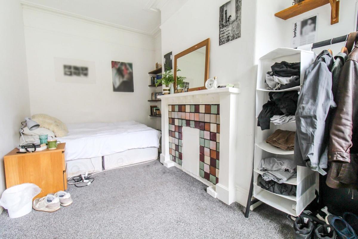 4 bedroom house for rent Burley Leeds, LS4 2LP UniHomes