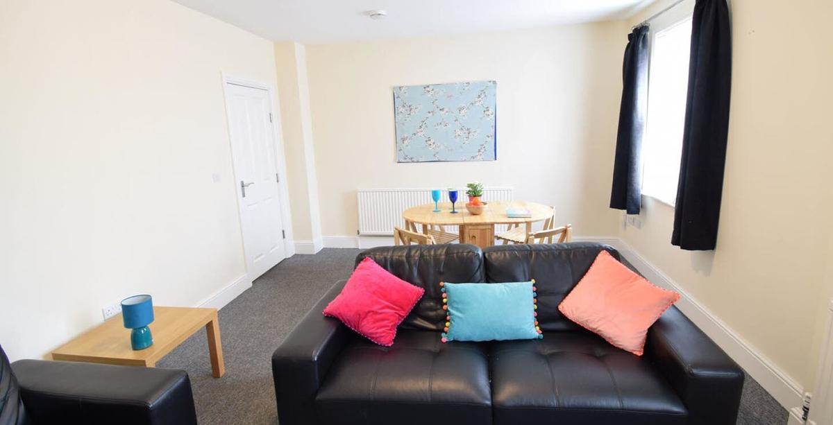 3 bedroom apartment for rent Brown Street, Sheffield, S1 2BS UniHomes