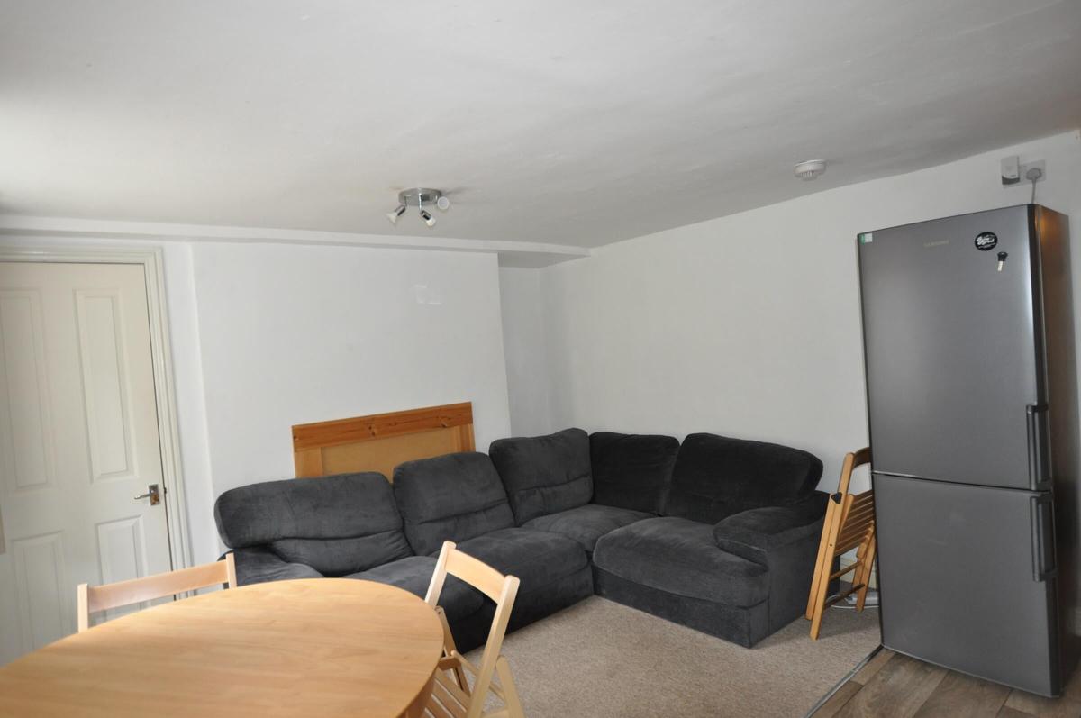 6 bedroom house for rent St. Johns Road, Bath, BA1 3BW UniHomes
