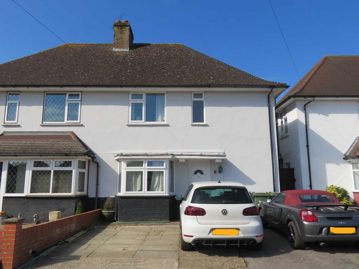 6 bedroom house for rent Woodbridge Hill Gardens, Surrey, GU2 8AR