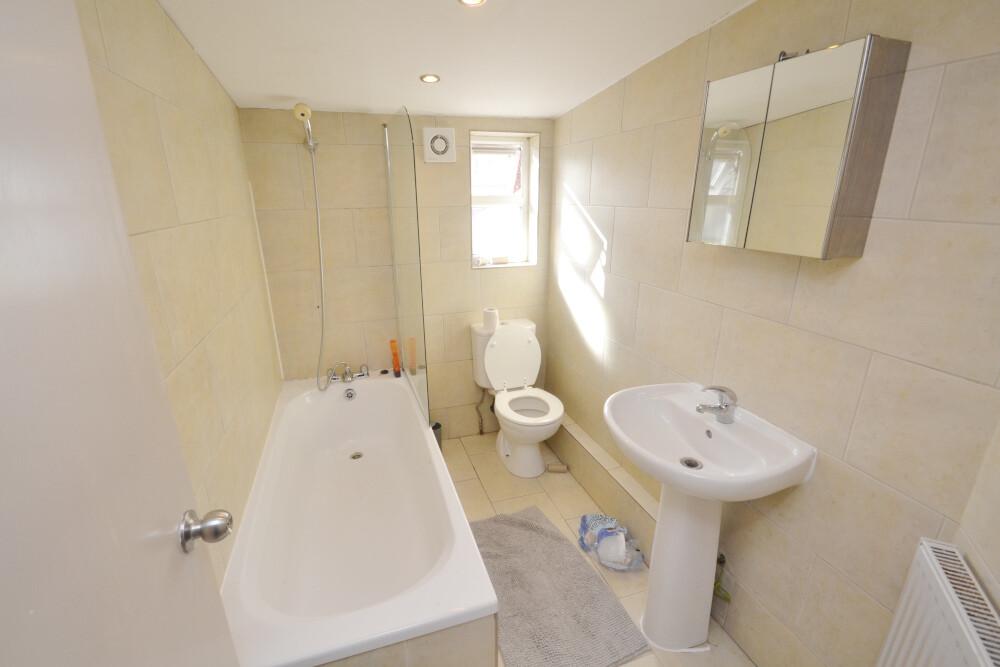 10 bedroom house for rent Aubrey Road Manchester, M14 6SE UniHomes