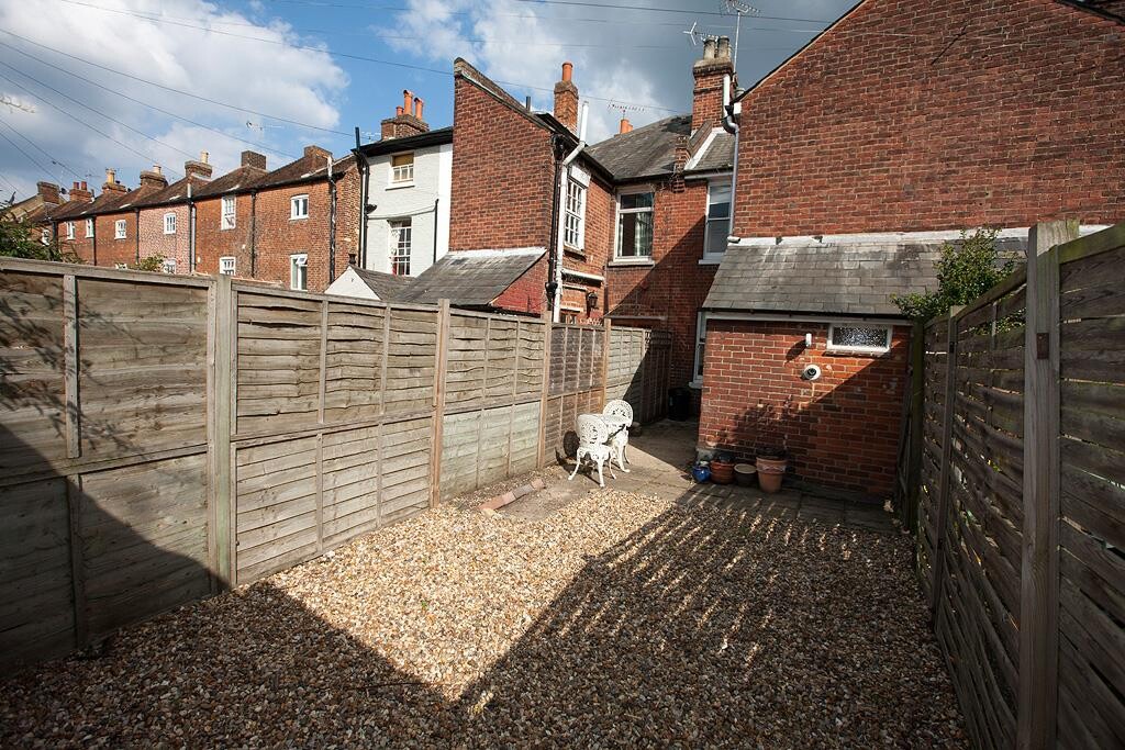 3 bedroom house for rent Love Lane, Canterbury, CT1 1TZ UniHomes