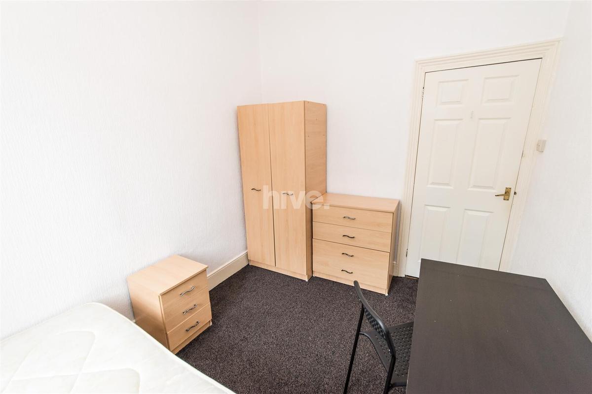 2 bedroom apartment for rent Balmoral Terrace, Newcastle, NE6 5YA