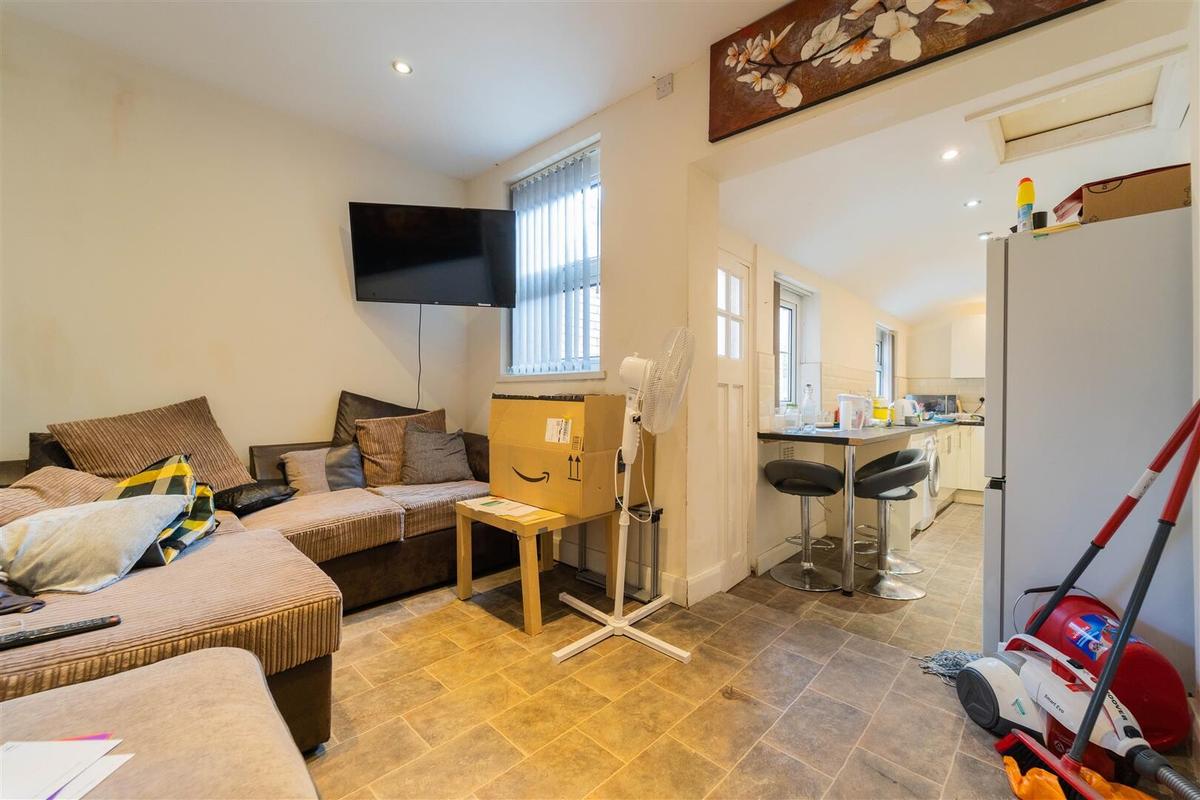 4 bedroom house for rent Dawlish Road, Birmingham, B29 7AF UniHomes