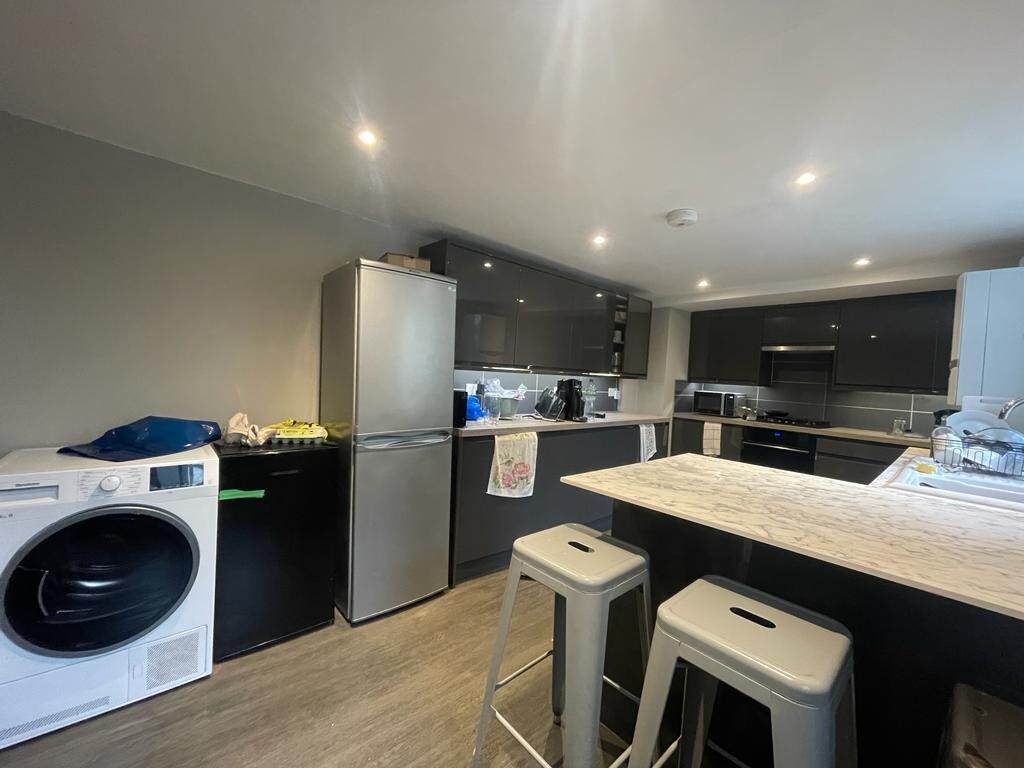 6 bedroom house for rent Argyle Road, Brighton, BN1 4QA UniHomes