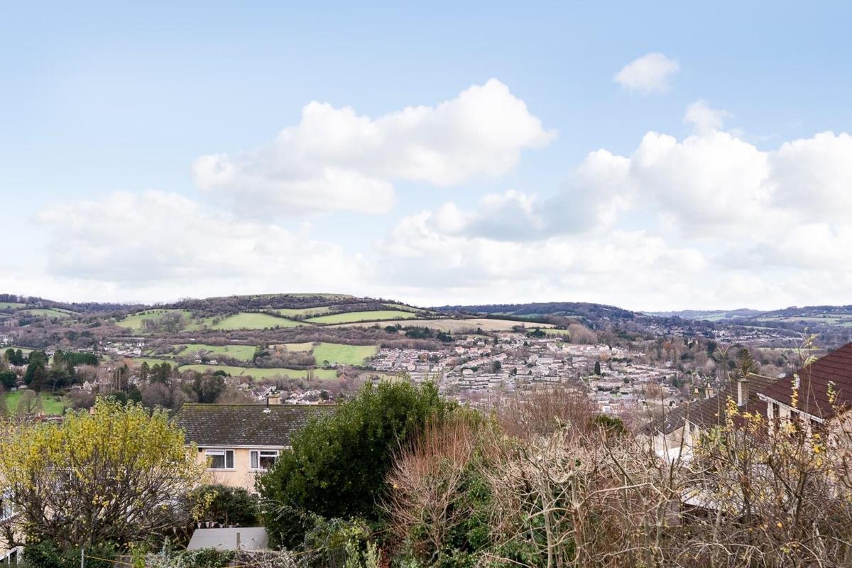 4 bedroom house for rent Marshfield Way, Bath, BA1 6HE UniHomes