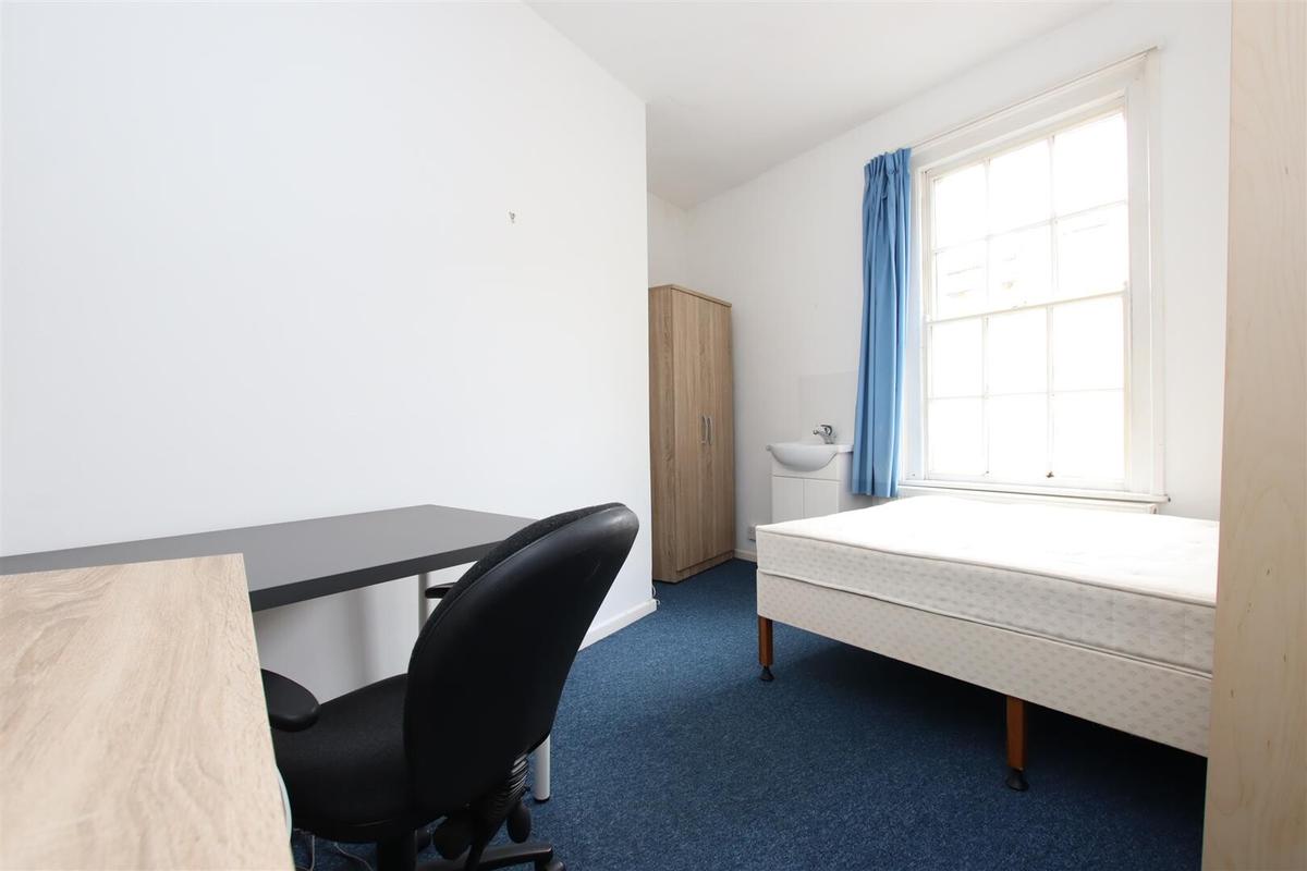 7 bedroom house for rent Guinea Lane, Bath, BA1 5NB UniHomes