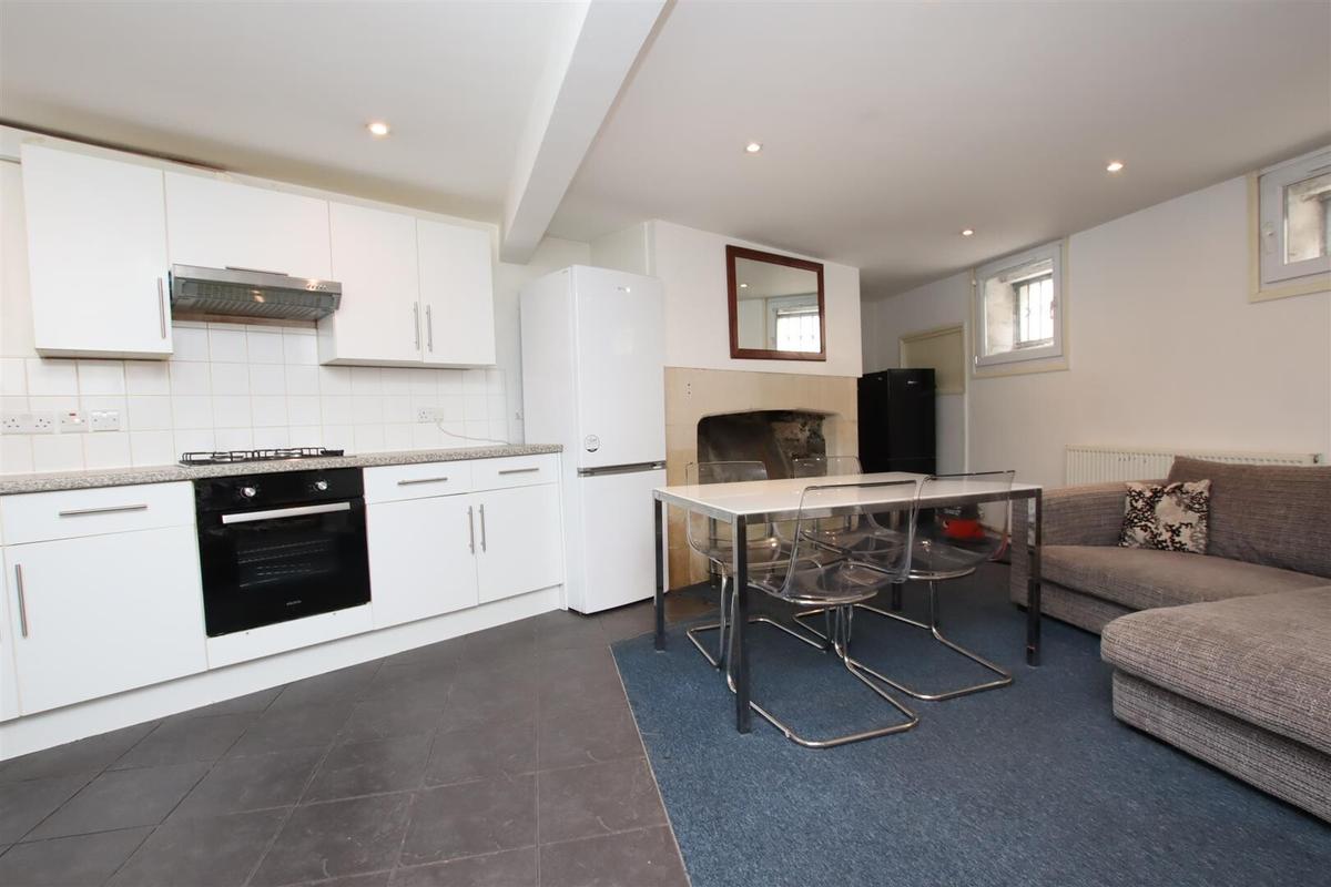 7 bedroom house for rent Guinea Lane, Bath, BA1 5NB UniHomes