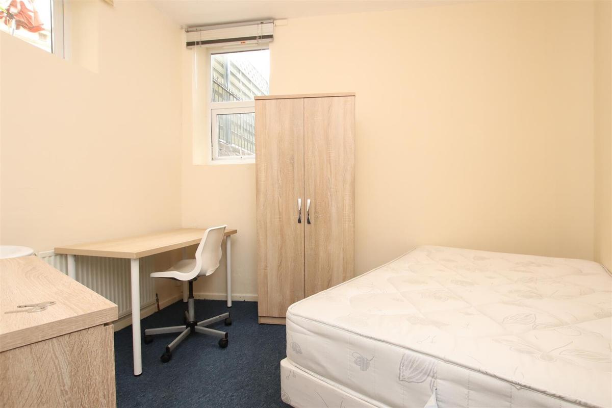 7 bedroom house for rent Guinea Lane, Bath, BA1 5NB UniHomes