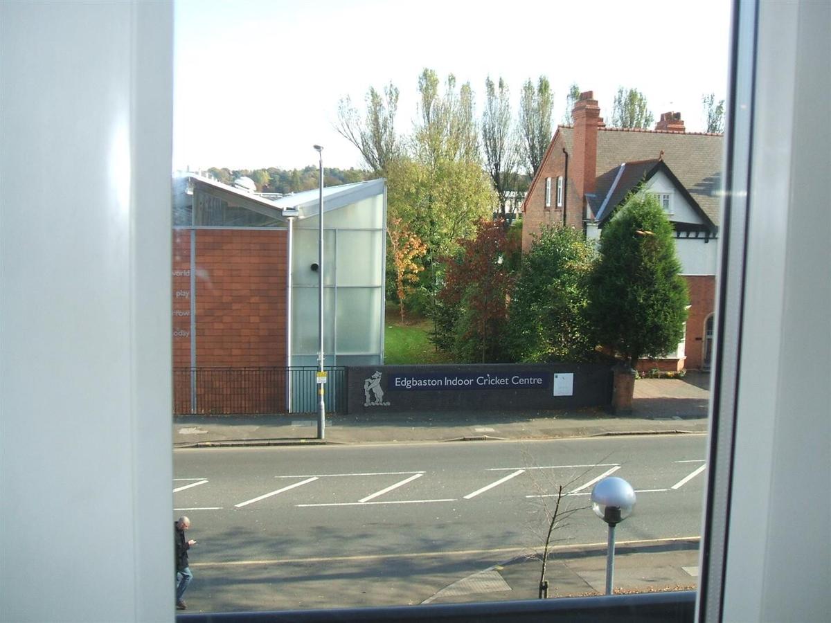 2 bedroom apartment for rent Priory Court, 241 243 Pershore Road