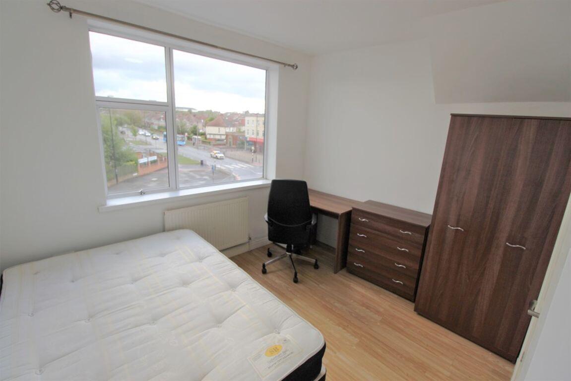 4 bedroom apartment for rent Quinton Parade, Coventry, CV3 5HW UniHomes