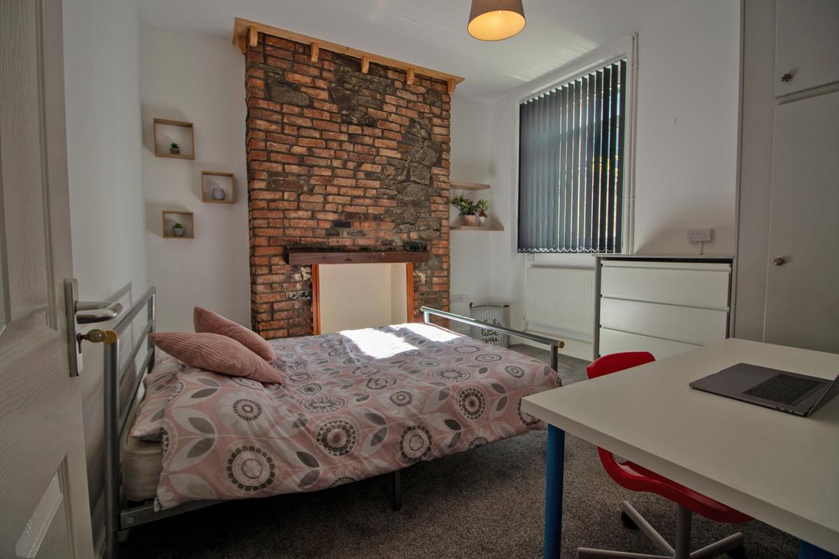 6 bedroom house for rent St. Helens Avenue, Swansea, SA1 4NF UniHomes