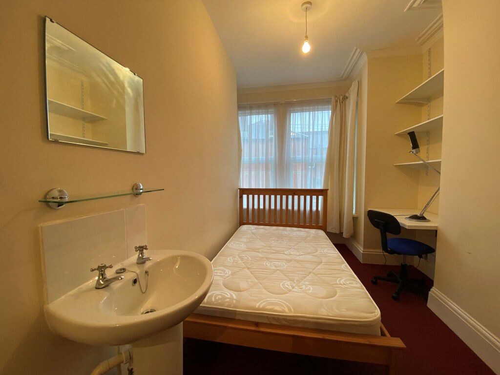 6 bedroom house for rent Shakespeare Avenue, Southampton, SO17 2GY