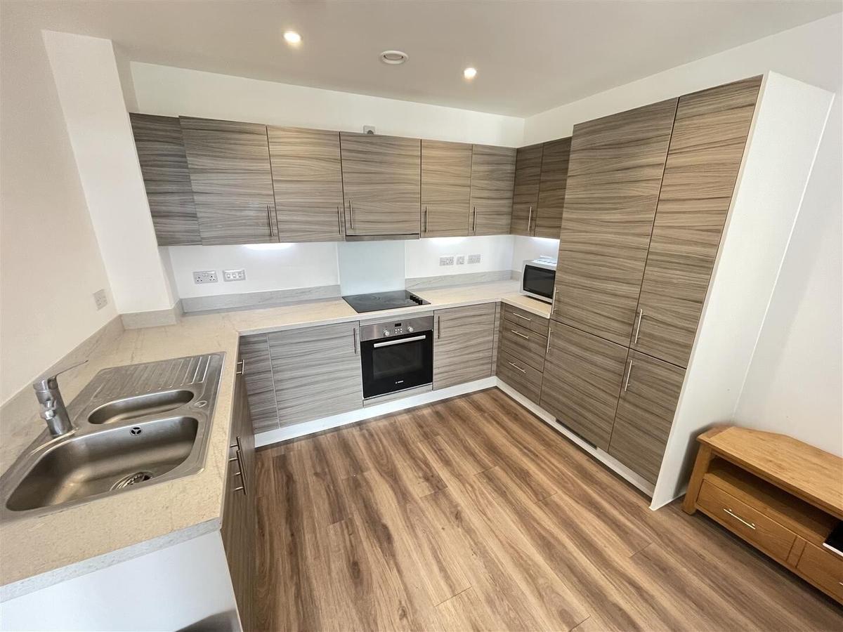 2 bedroom apartment for rent Midland Road, Bath, BA2 3GD UniHomes