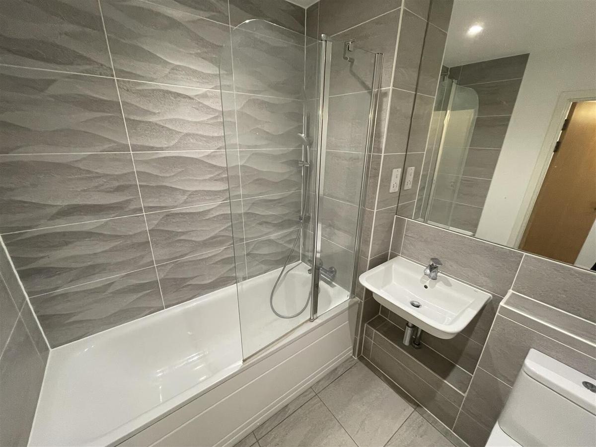 2 bedroom apartment for rent Midland Road, Bath, BA2 3GD UniHomes