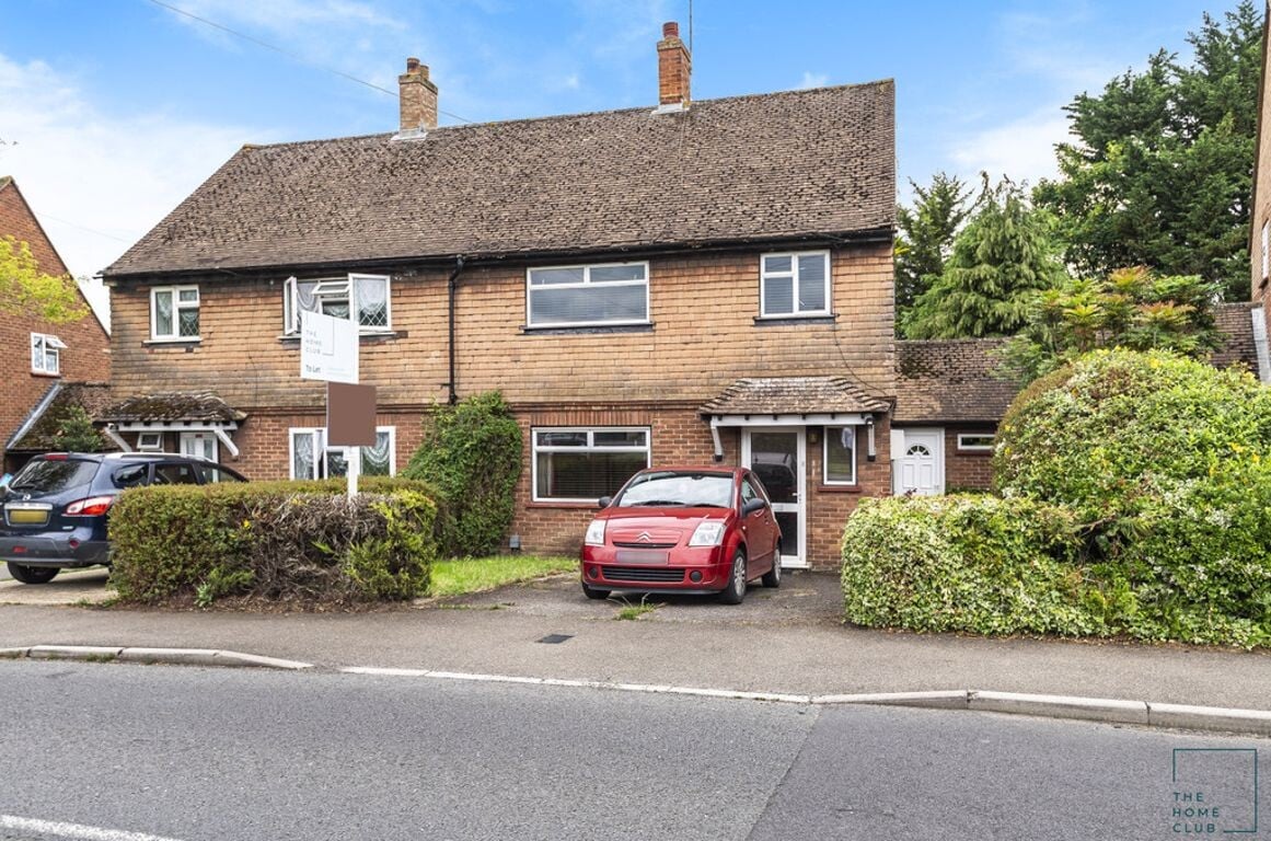 4 bedroom house for rent Park Barn Drive, Surrey, GU2 8EN UniHomes