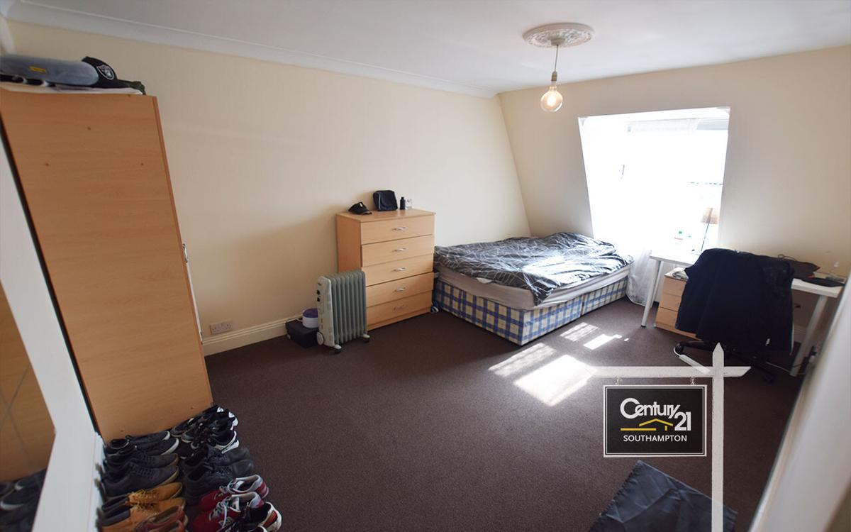2 bedroom apartment for rent Winchester Street, Southampton, SO15 2ER