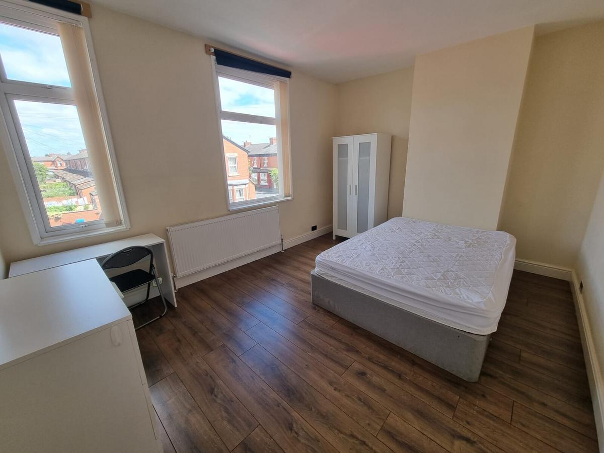 4 Bedroom Apartments Manchester
