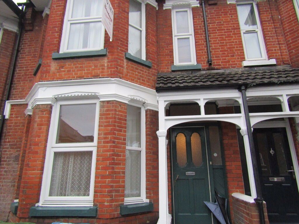 4 bedroom house for rent Tennyson Road, Southampton, SO17 2HG UniHomes