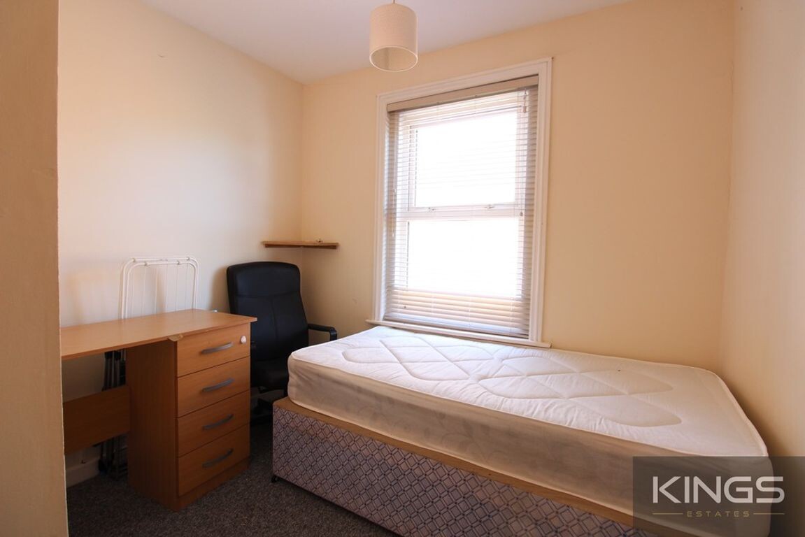 4 bedroom house for rent Highfield Lane, Southampton, SO17 1QA UniHomes