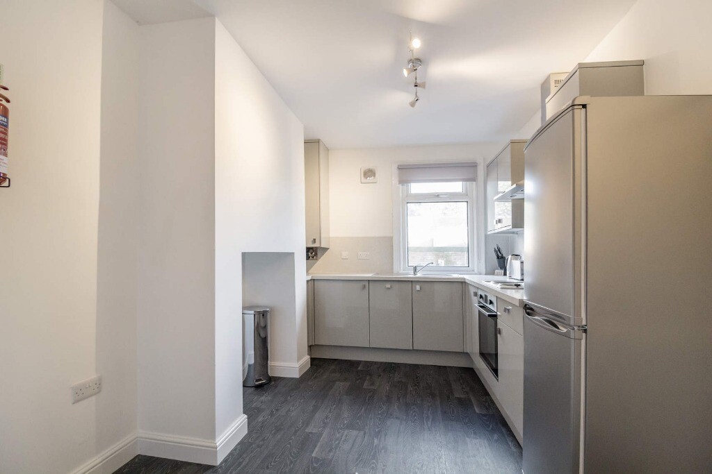 4 bedroom house for rent Canal Bank Monton, Manchester, M30 8AF UniHomes