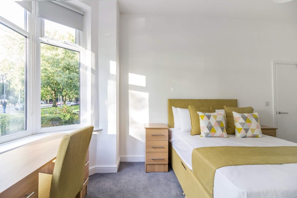 4 bedroom house for rent Canal Bank Monton, Manchester, M30 8AF UniHomes