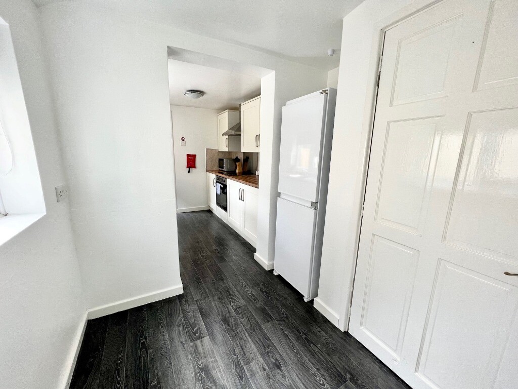 4 bedroom house for rent Newcastle Street, StokeonTrent, ST5 6PL