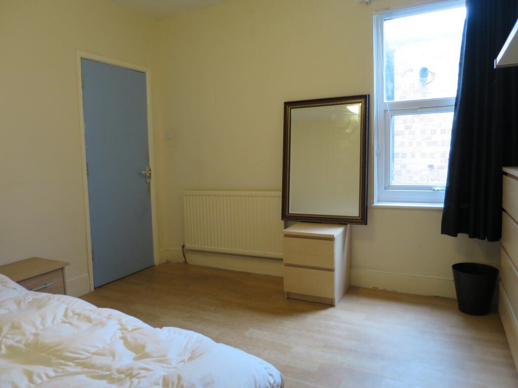 3 bedroom house for rent London Road, Oxford, OX3 9HZ UniHomes