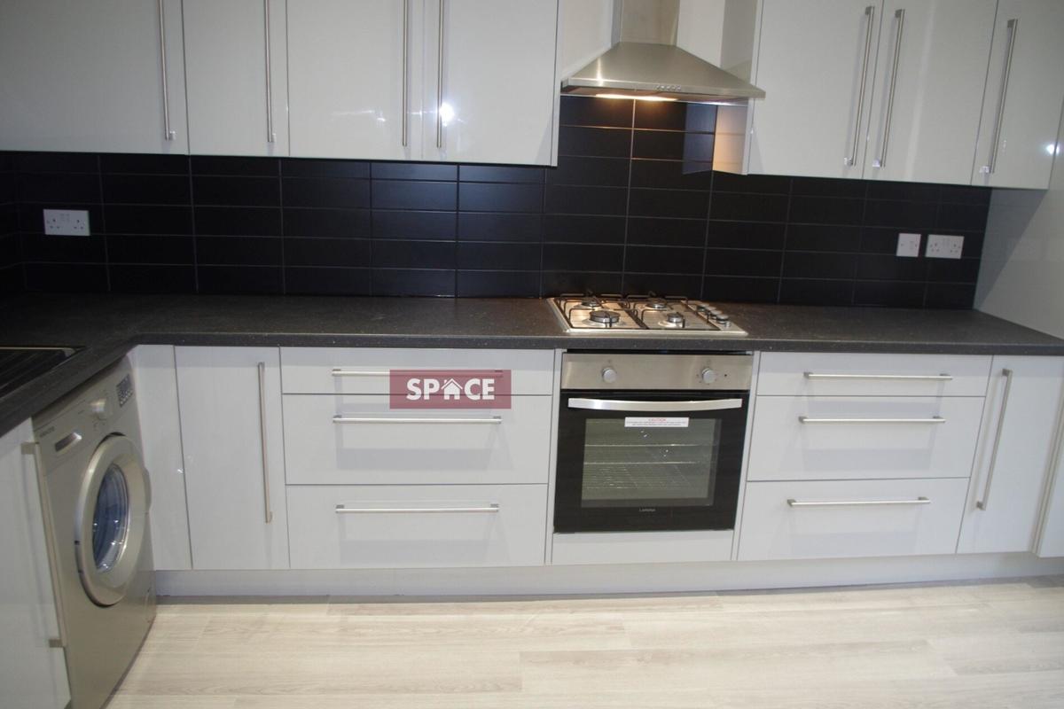 4 bedroom house for rent Spring Grove View, Leeds, LS6 1RW UniHomes