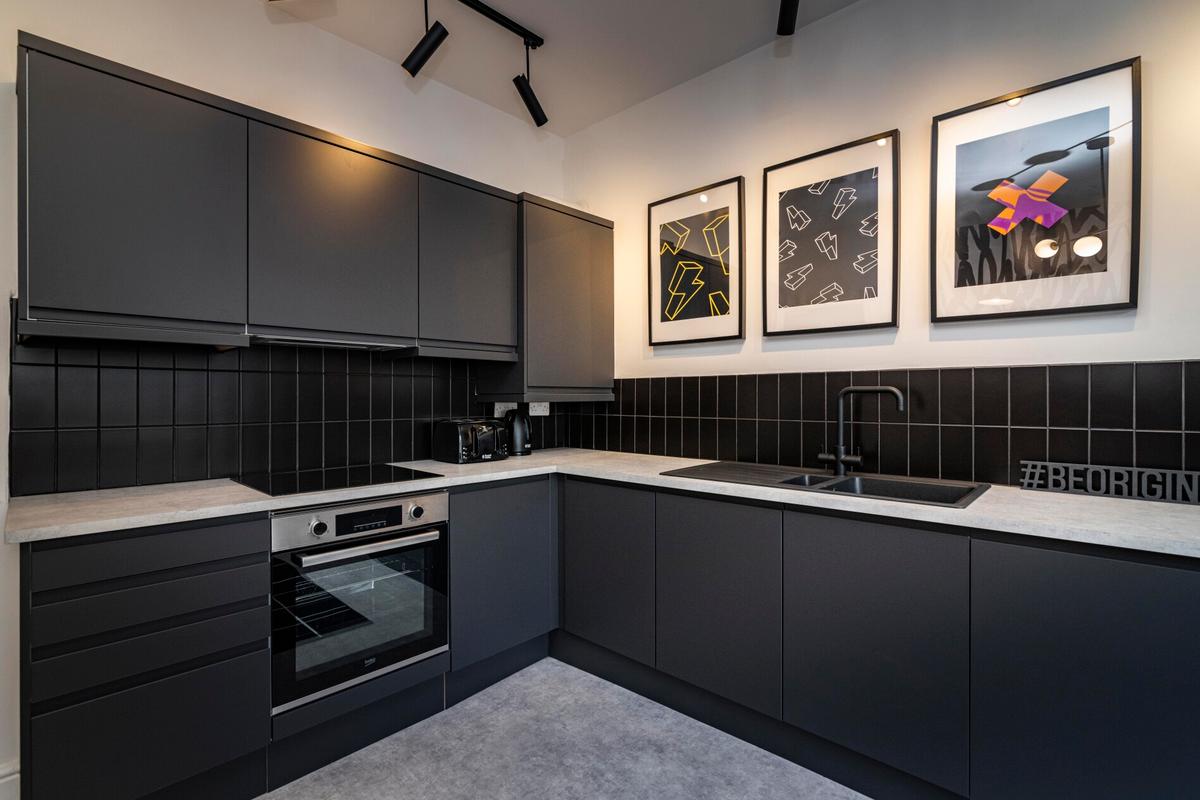 3 bedroom apartment for rent Rose Grove, Nottingham, NG9 1PB UniHomes