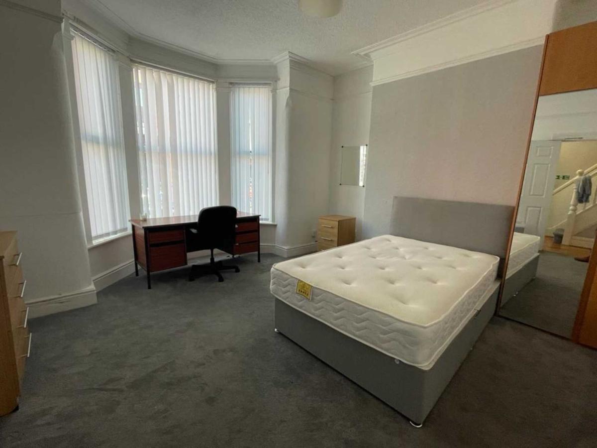 6 bedroom house for rent Ramilies Road Mossley Hill, Liverpool, L18 1ED UniHomes