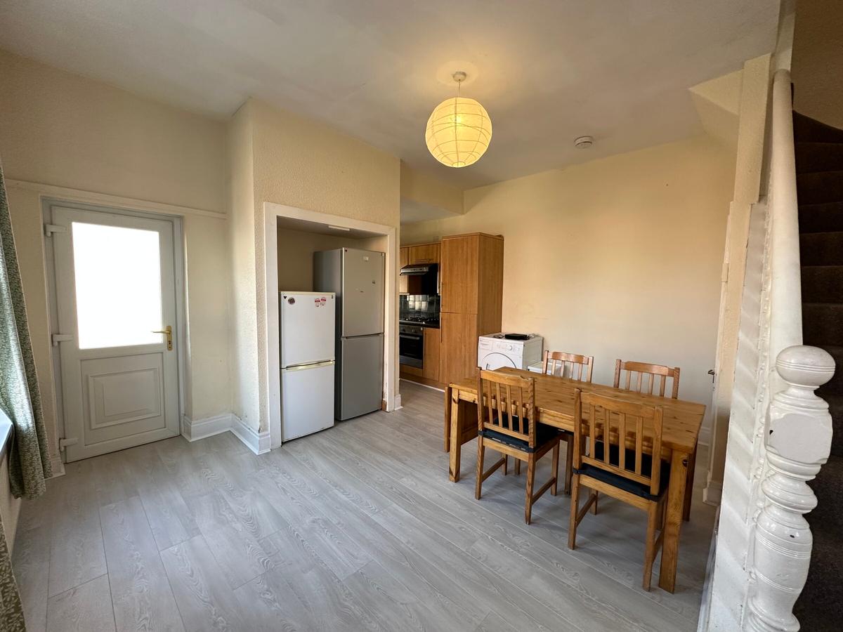 4 bedroom house for rent Myrtle Grove, Newcastle, NE2 3HT UniHomes