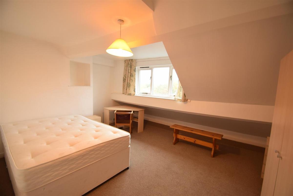 3 bedroom apartment for rent Malcolm Street, Newcastle, NE6 5PN UniHomes