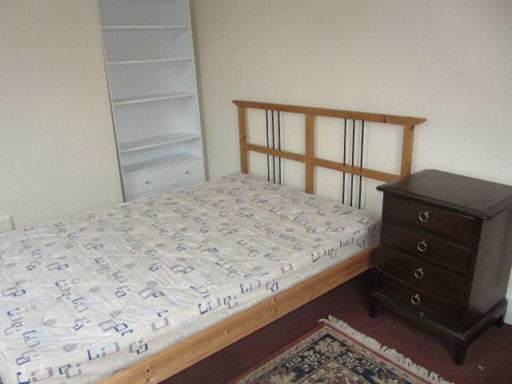 4 bedroom house for rent Rushworth Avenue Nottingham, NG2 7LF UniHomes