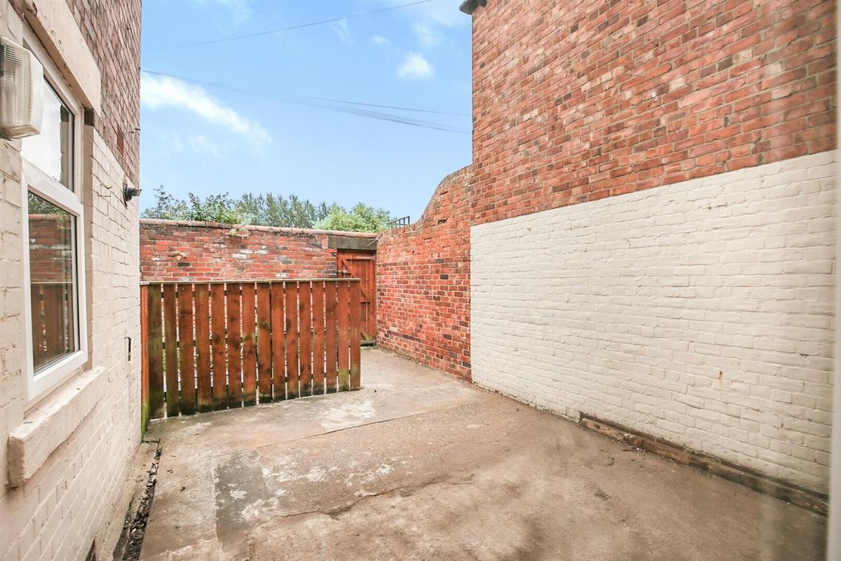 3 bedroom apartment for rent Fairfield Road, Newcastle, NE2 3BY UniHomes