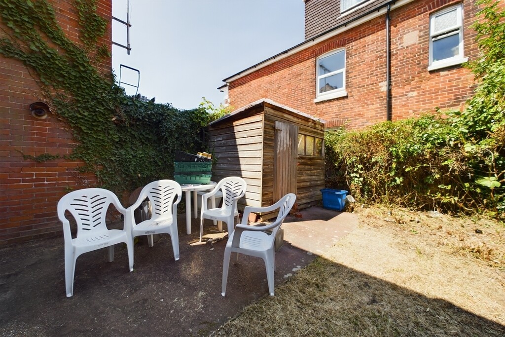 4 bedroom house for rent Kenilworth Road, Southampton, SO15 2GD UniHomes