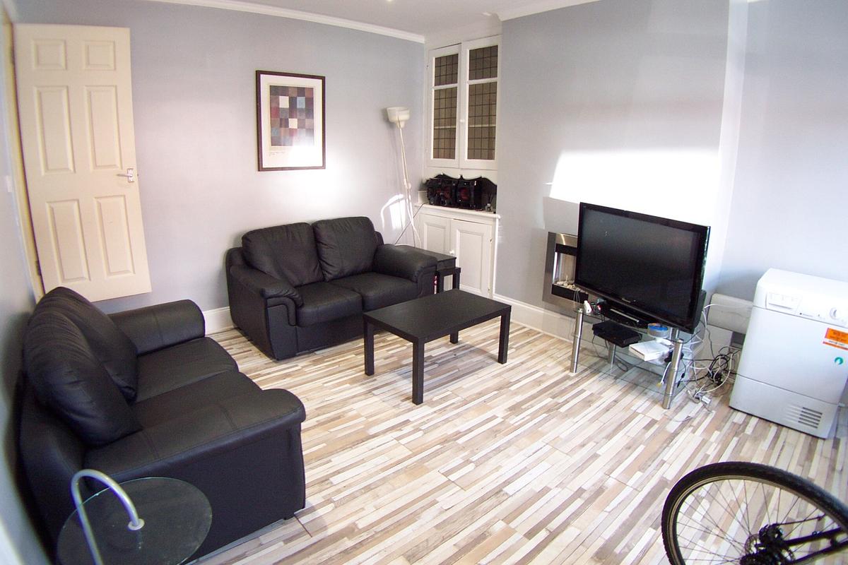 3 bedroom house for rent Mayville Place, Leeds, LS6 1NE UniHomes